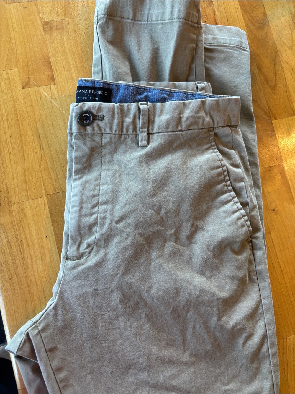 Banana Republic Men’s Chinos in Light Tan